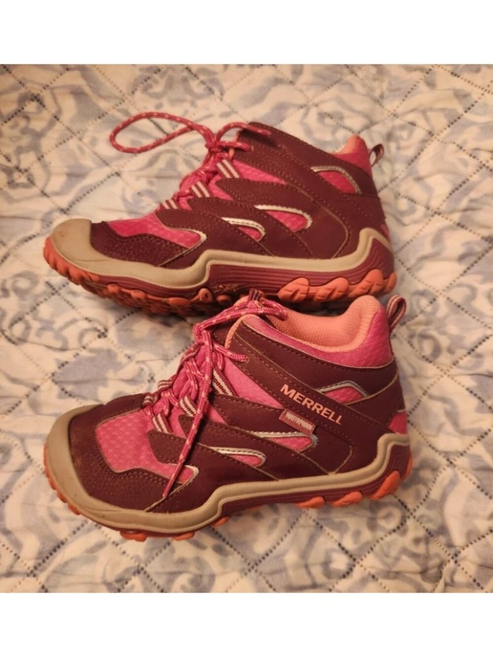 Girls Pink Merrell Hiking Boots Size 1